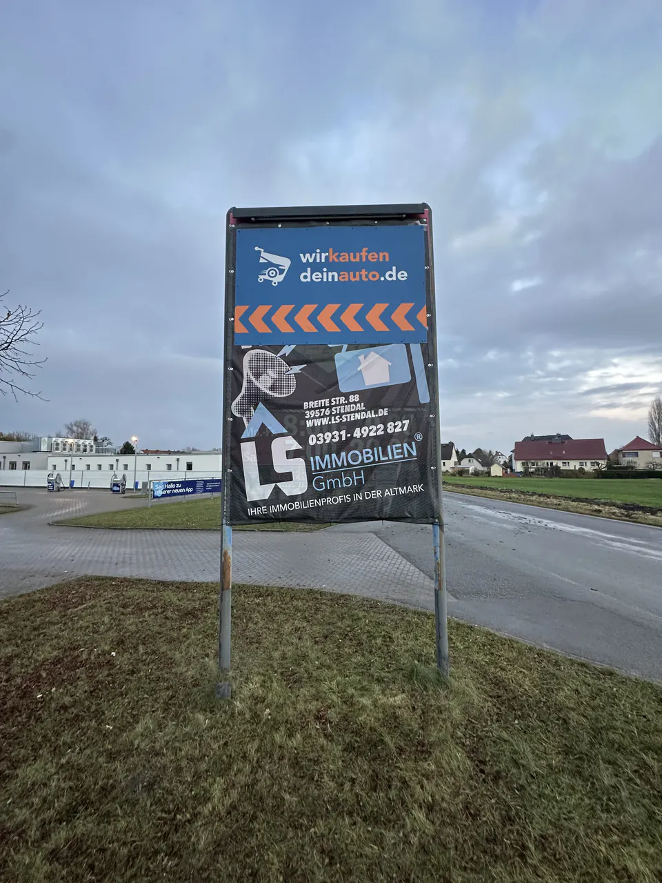 Werbeschild im Rahmen – Werbeschild von PrintLine Werbetechnik aus Stendal